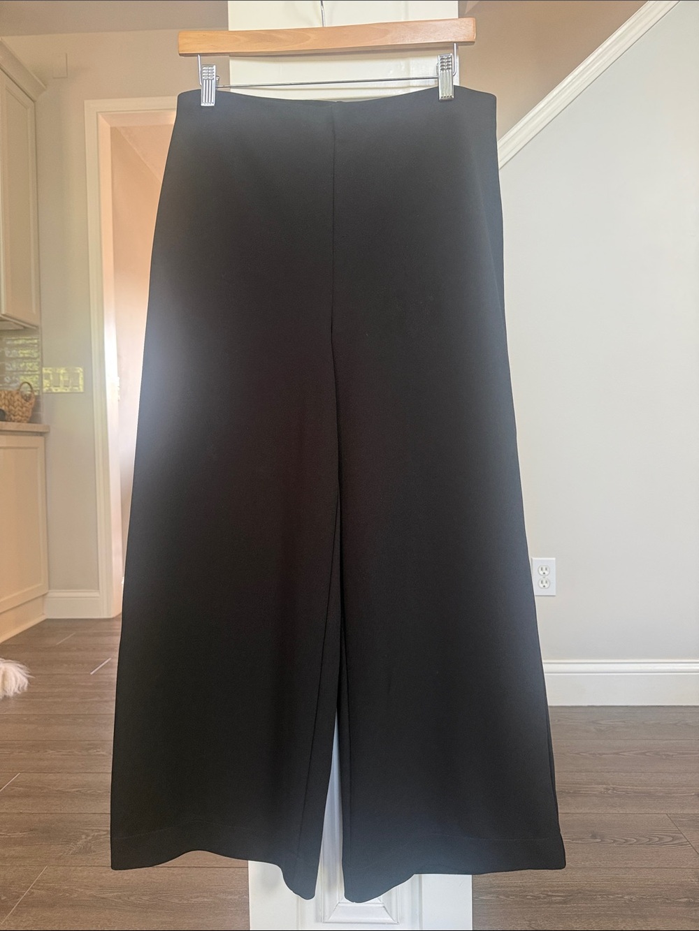 H&M Black Wide-Leg Culotte Pants M - Picture 2 of 5